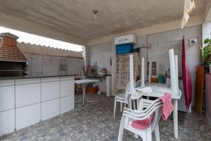 Image 16 - 919249