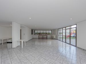 Image 24 - 919252