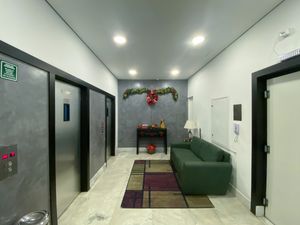 Image 3 - 919256