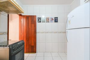 Image 9 - 919259