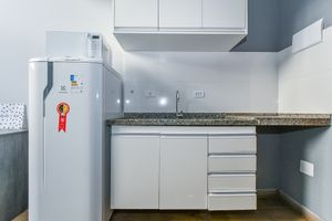 Image 4 - 919261