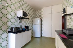 Image 18 - 919266