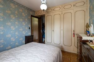 Image 19 - 919273