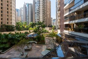 Image 10 - 919274