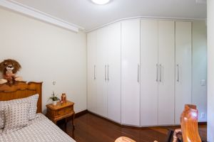Image 14 - 919274