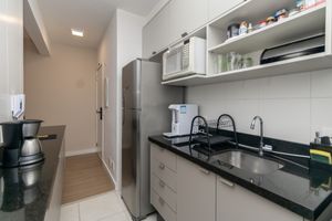 Image 9 - 919276