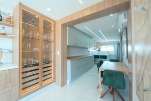 Image 14 - 919282