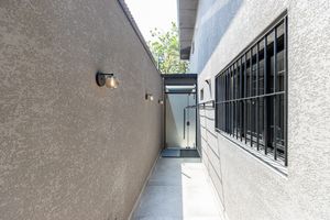Image 18 - 919285