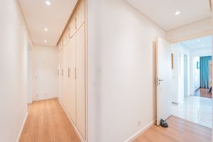 Image 41 - 919286