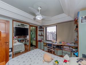 Image 17 - 919288