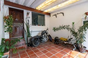 Image 21 - 919297