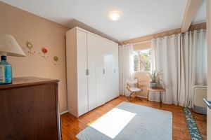 Image 31 - 919298