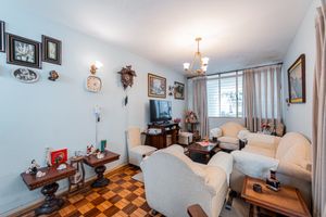 Image 13 - 919304
