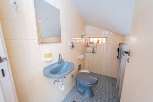 Image 14 - 919304