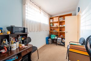 Image 40 - 919304