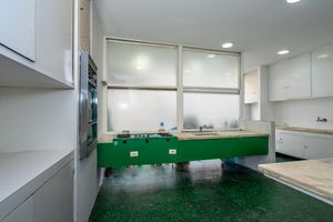Image 1 - 919315