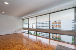 Image 8 - 919315