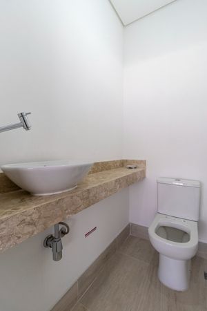 Image 13 - 919327