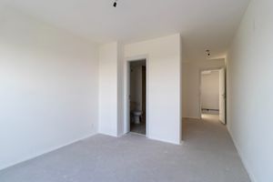 Image 30 - 919327
