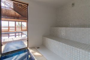 Image 39 - 919328