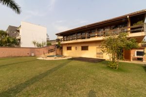 Image 100 - 919328
