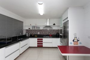 Image 13 - 919335