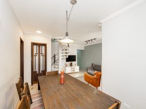 Image 4 - 919340