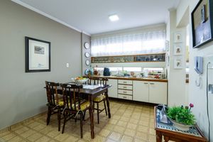 Image 25 - 919346