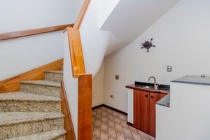 Image 4 - 919347