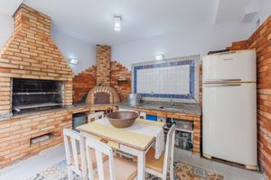 Image 25 - 919349