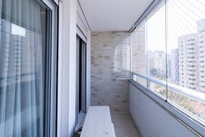 Image 21 - 919352