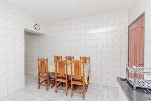 Image 12 - 919361
