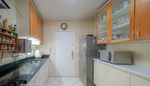 Image 7 - 919366