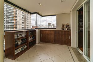 Image 23 - 919375