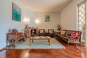 Image 3 - 919379