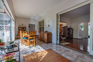 Image 24 - 919379