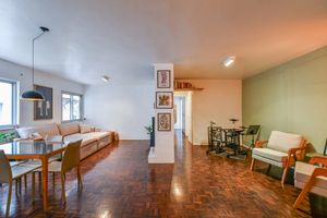 Image 3 - 919392