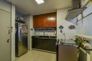 Image 9 - 919392
