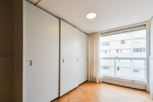 Image 30 - 919396
