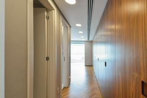 Image 37 - 919396