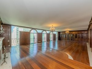 Image 33 - 919397