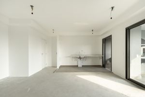 Image 6 - 919431