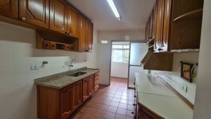 Image 6 - 919436