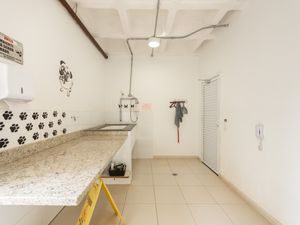 Image 31 - 919440