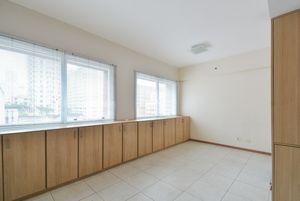 Image 4 - 919443