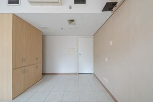 Image 7 - 919443