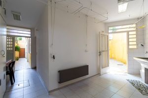 Image 19 - 919485