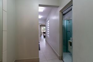 Image 11 - 919486