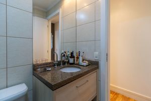 Image 9 - 919508
