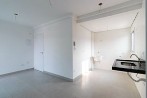 Image 12 - 919517
